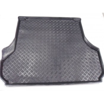 Proteção para o porta-malas do Toyota Land Cruiser 100 (1998-2008)