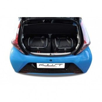 Kit de mala sob medida para Toyota Aygo (2014 - 2018)
