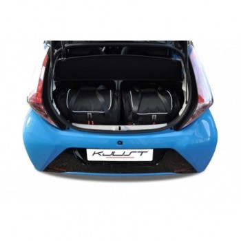 Kit de mala sob medida para Toyota Aygo (2014 - 2018)