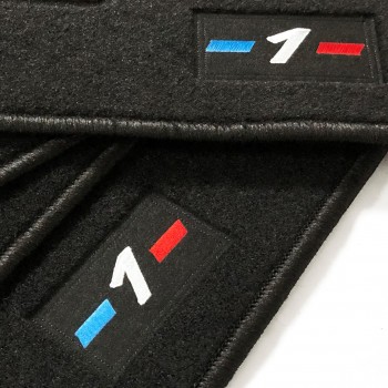 Tapetes BMW Série 1 F21 3 portas (2012 - 2018) à medida logo