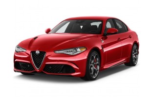 Tapetes Alfa Romeo Giulia personalizados a seu gosto