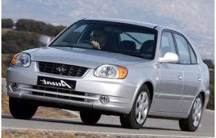 Tapetes cinzentos Hyundai Accent (2000 - 2005)