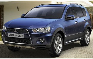 Proteção para o porta-malas do Mitsubishi Outlander 5 bancos (2007 - 2012)