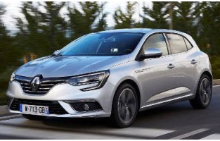 Tapetes Renault Megane 5 portas (2016 - atualidade) à medida Logo