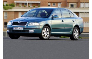 Tapetes cinzentos Skoda Octavia Hatchback (2004 - 2008)