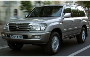 Proteção para o porta-malas do Toyota Land Cruiser 100 (1998-2008)