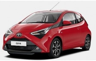 Tapetes bege Toyota Aigo (2018 - atualidade)