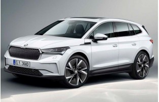 Tapetes Skoda Enyaq (2021-atualidade) logo Hybrid