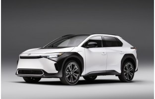 Tapete Toyota bZ4X (2022-atualidade) personalizadas ao seu gosto